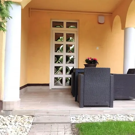 Apartament Helena Siófok